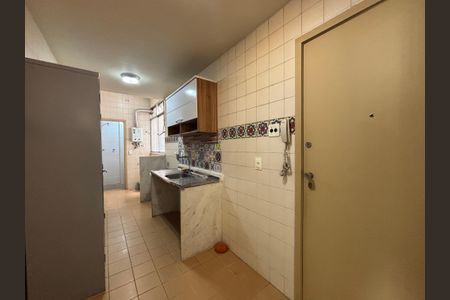 Apartamento à venda com 108m², 2 quartos e 2 vagas Apartamento à venda com 108m², 2 quartos e 2 vagasCozinha