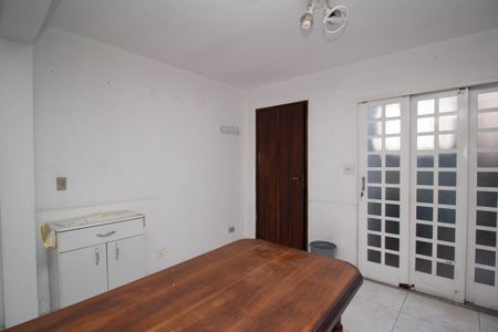 Casa à venda com 180m², 2 quartos e 2 vagasCozinha