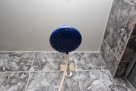 Casa à venda com 180m², 2 quartos e 2 vagasBanheiro Social