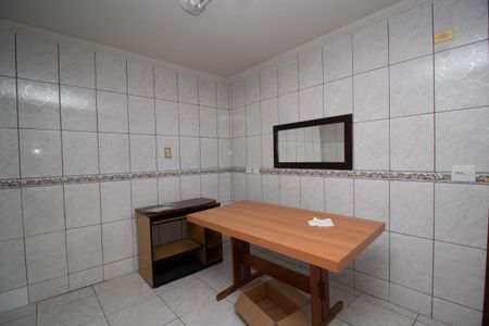 Casa à venda com 180m², 2 quartos e 2 vagasCopa