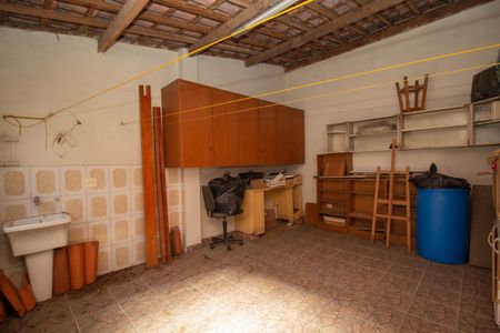 Casa à venda com 180m², 2 quartos e 2 vagasÁrea de Serviço