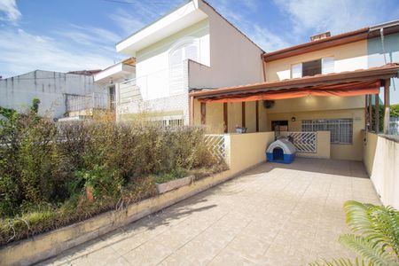 Casa à venda com 180m², 2 quartos e 2 vagasVaranda
