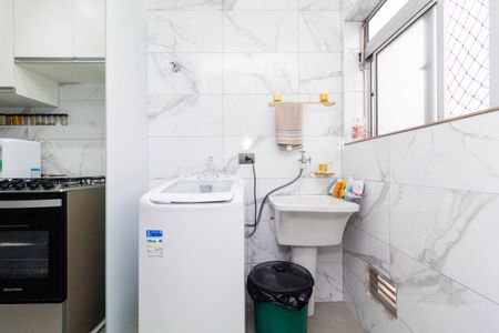 Apartamento à venda com 64m², 2 quartos e 1 vagaÁrea de Serviço