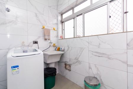 Apartamento à venda com 64m², 2 quartos e 1 vagaÁrea de Serviço