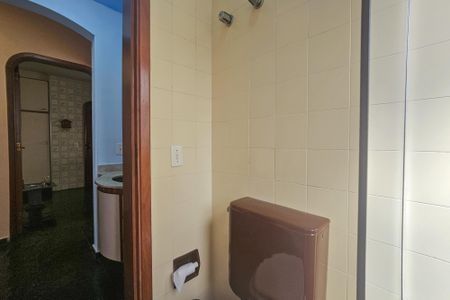 Apartamento para alugar com 190m², 3 quartos e 2 vagasBanheiro