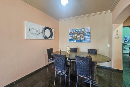 Apartamento para alugar com 190m², 3 quartos e 2 vagasSala