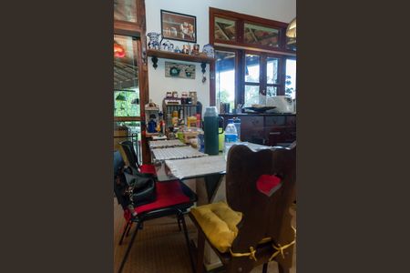 Casa de condomínio à venda com 420m², 6 quartos e 4 vagasCopa