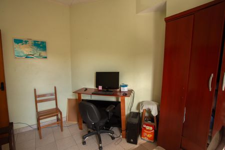 Casa à venda com 200m², 3 quartos e 2 vagas Casa à venda com 200m², 3 quartos e 2 vagasQuarto 3