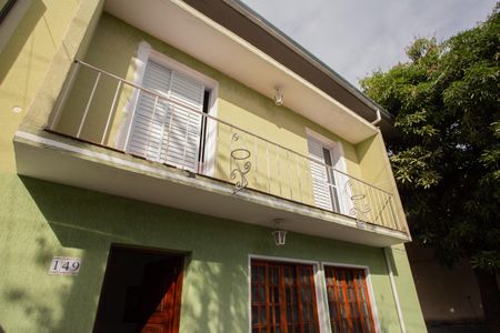 Casa à venda com 200m², 3 quartos e 2 vagas Casa à venda com 200m², 3 quartos e 2 vagasÁrea Externa