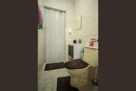 Casa à venda com 200m², 3 quartos e 2 vagas Casa à venda com 200m², 3 quartos e 2 vagasBanheiro 2