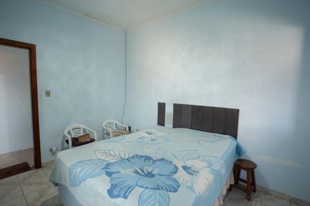 Casa à venda com 200m², 3 quartos e 2 vagas Casa à venda com 200m², 3 quartos e 2 vagasQuarto 1