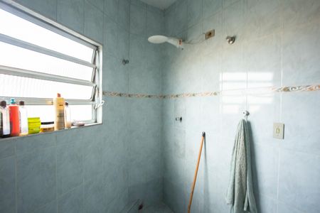 Casa à venda com 200m², 3 quartos e 2 vagas Casa à venda com 200m², 3 quartos e 2 vagasBanheiro 1