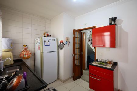 Casa à venda com 139m², 3 quartos e 2 vagas Casa à venda com 139m², 3 quartos e 2 vagasCozinha