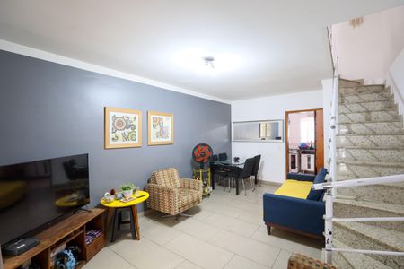 Casa à venda com 139m², 3 quartos e 2 vagas Casa à venda com 139m², 3 quartos e 2 vagasSala