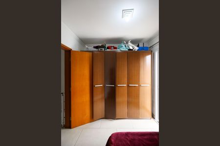 Casa à venda com 139m², 3 quartos e 2 vagas Casa à venda com 139m², 3 quartos e 2 vagasQuarto 2