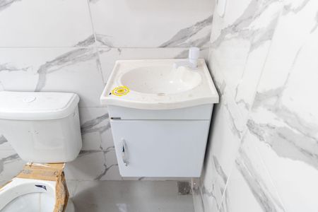 Casa para alugar com 60m², 1 quarto e 1 vaga Casa para alugar com 60m², 1 quarto e 1 vagaBanheiro