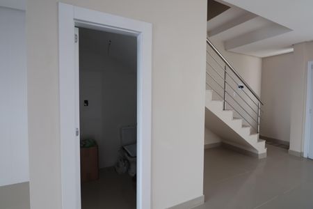Casa à venda com 138m², 3 quartos e 2 vagasLavabo