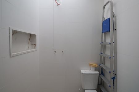 Casa à venda com 138m², 3 quartos e 2 vagasBanheiro