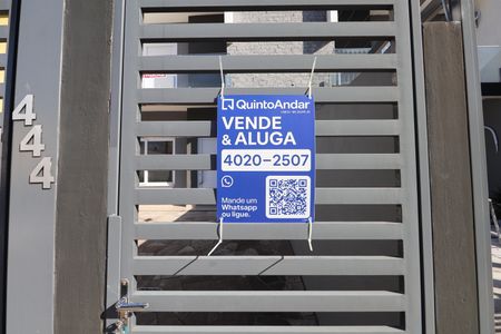 Casa à venda com 138m², 3 quartos e 2 vagasPlaca