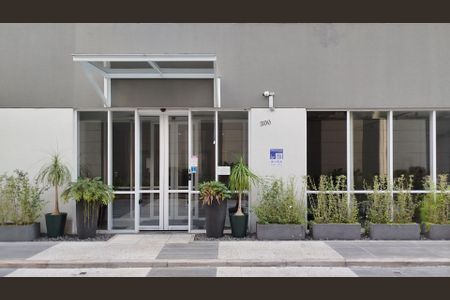 Studio para alugar com 20m², 1 quarto e 1 vagaFachada+Placa