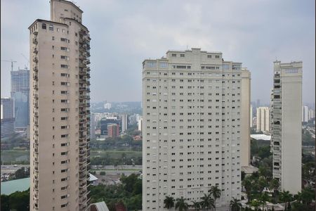 Apartamento à venda com 213m², 3 quartos e 4 vagasVista da Suíte 2