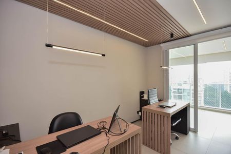 Apartamento à venda com 213m², 3 quartos e 4 vagasEscritório