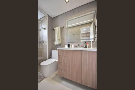 Apartamento à venda com 213m², 3 quartos e 4 vagasBanheiro Suíte 2