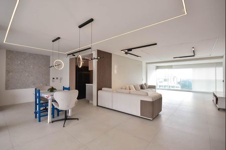 Apartamento à venda com 213m², 3 quartos e 4 vagasSala