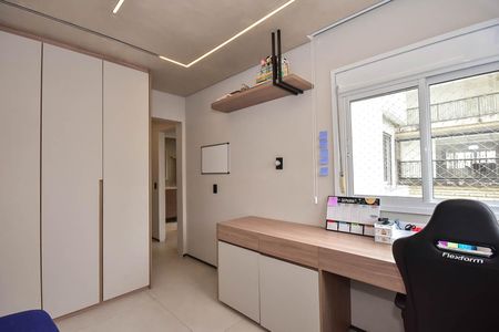 Apartamento à venda com 213m², 3 quartos e 4 vagasSuíte 2