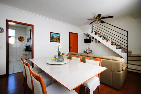 Apartamento à venda com 150m², 4 quartos e 2 vagasSala