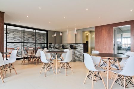 Apartamento à venda com 83m², 3 quartos e 2 vagasÁrea comum - Salão de festas