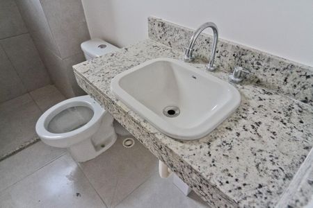 Apartamento à venda com 83m², 3 quartos e 2 vagasBanheiro da Suíte