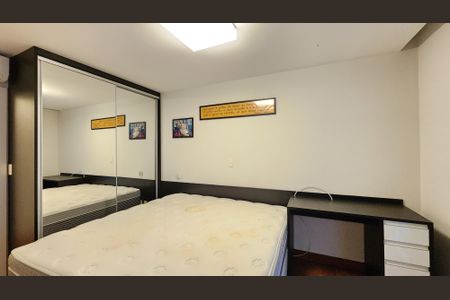 Apartamento para alugar com 201m², 4 quartos e 5 vagasSuíte 2