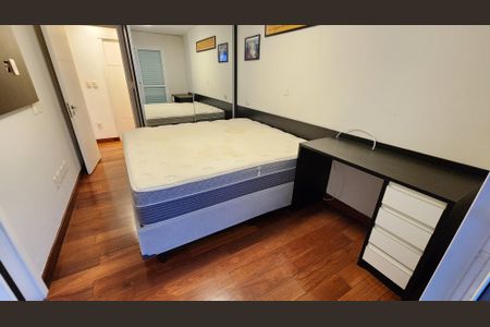 Apartamento para alugar com 201m², 4 quartos e 5 vagasSuíte 2