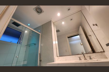 Apartamento para alugar com 201m², 4 quartos e 5 vagasBanheiro da Suíte 2