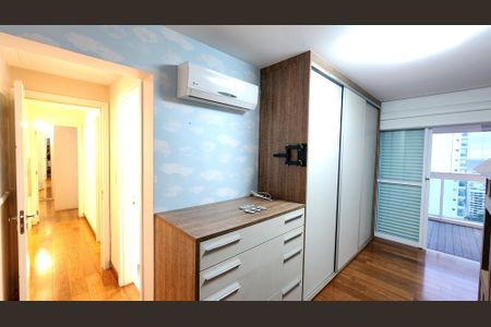 Apartamento para alugar com 201m², 4 quartos e 5 vagasSuíte 3