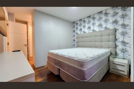 Apartamento para alugar com 201m², 4 quartos e 5 vagasSuíte