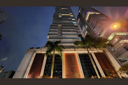 Apartamento para alugar com 201m², 4 quartos e 5 vagasFachada