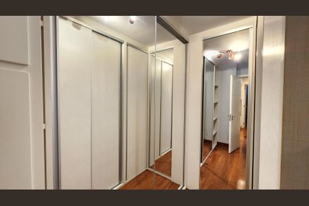 Apartamento para alugar com 201m², 4 quartos e 5 vagasCloset da suíte 1