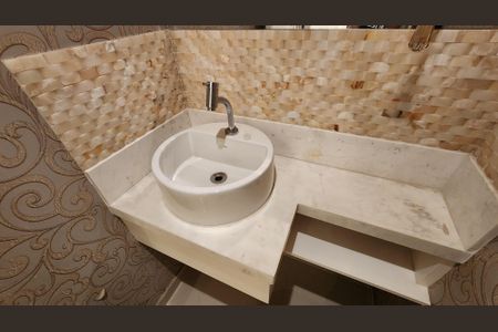 Apartamento para alugar com 201m², 4 quartos e 5 vagasLavabo