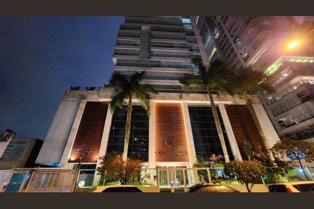 Apartamento para alugar com 201m², 4 quartos e 5 vagasFachada