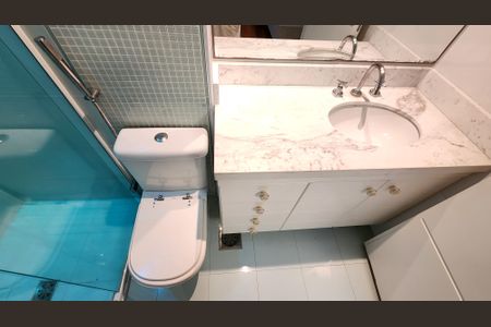 Apartamento para alugar com 201m², 4 quartos e 5 vagasBanheiro da Suíte 2