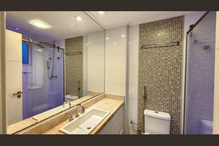 Apartamento para alugar com 201m², 4 quartos e 5 vagasBanheiro da Suíte 1