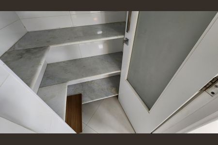 Apartamento para alugar com 201m², 4 quartos e 5 vagasDespensa