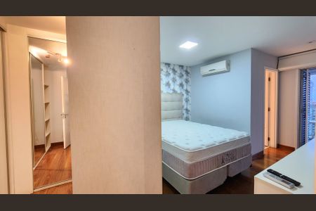 Apartamento para alugar com 201m², 4 quartos e 5 vagasSuíte
