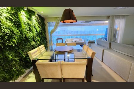 Apartamento para alugar com 201m², 4 quartos e 5 vagasSala de Jantar