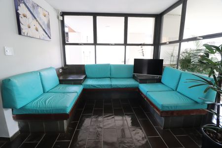 Apartamento para alugar com 140m², 2 quartos e sem vagaHall social