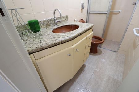 Apartamento para alugar com 140m², 2 quartos e sem vagaBanheiro Social
