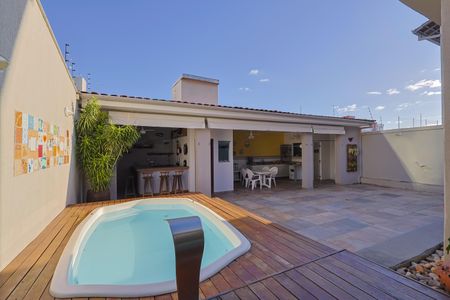 Casa à venda com 292m², 4 quartos e 4 vagasVaranda gourmet