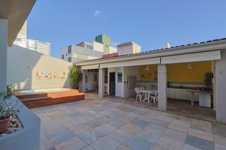 Casa à venda com 292m², 4 quartos e 4 vagasVaranda gourmet